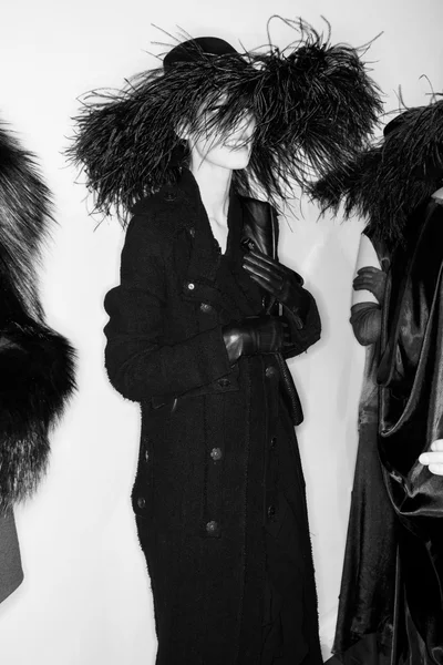 Look 27